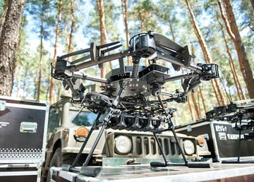 В межах проєкту «Харківські крила» українським військовим передали другу партію дронів «Vampire»