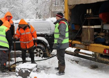 В Немышлянском районе чистят системы водоотведения