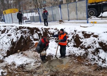 В Новобаварском районе перекладывают сети водоотведения В Новобаварском районе перекладывают сети водоотведения