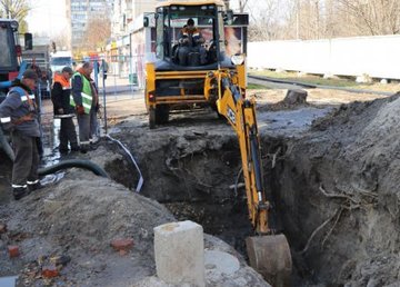 В Новобаварском районе заменили более 2 км водоводов В Новобаварском районе заменили более 2 км водоводов