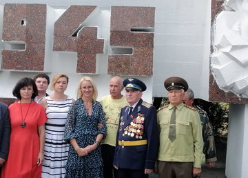 В Основянском районе почтили память погибших воинов-освободителей