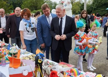 В парке Машиностроителей прошел праздник для детей