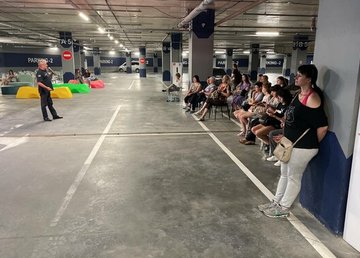 В паркинге харьковского ТРЦ на выходных прошли курсы по безопасности в условиях военной угрозы