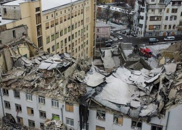 В пострадавших домах запустили отопление и начали возобновлять электроснабжение