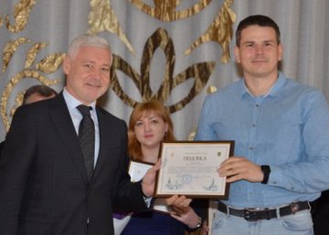 В районах города отмечают День работников жилищно-коммунального хозяйства В районах города отмечают День работников жилищно-коммунального хозяйства