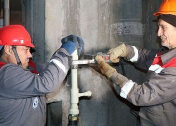 В Салтовском районе обновляют внутридомовые системы