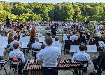 В Шаровке сыграл оркестр Харьковской областной филармонии