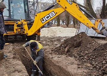 В Шевченковском районе меняют сети холодного водоснабжения