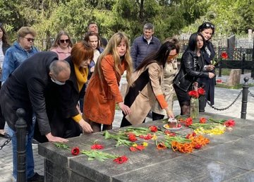В Слободском районе почтили память погибших воинов Второй мировой В Слободском районе почтили память погибших воинов Второй мировой