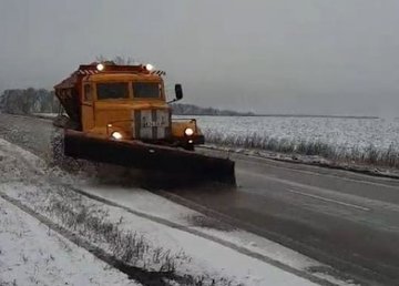 В течение суток в области очищено 379 км дорог общего пользования В течение суток в области очищено 379 км дорог общего пользования