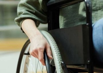 В Украине упростили условия пересечения границы людям с инвалидностью В Украине упростили условия пересечения границы людям с инвалидностью