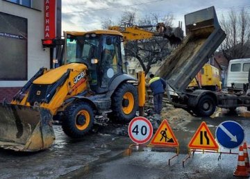 В выходные в Харькове устранили 14 аварий на водоводах В выходные в Харькове устранили 14 аварий на водоводах