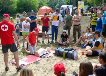 В Змиеве прошел туристический палаточный фестиваль