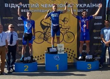 Велогонщик Александр Головаш получил серебряную медаль на чемпионате Украины Велогонщик Александр Головаш получил серебряную медаль на чемпионате Украины