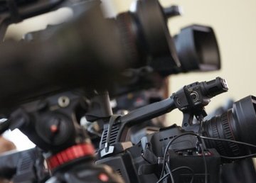 Вице-мэр расскажет в эфире об ограничениях, связанных с пандемией COVID-19 Вице-мэр расскажет в эфире об ограничениях, связанных с пандемией COVID-19