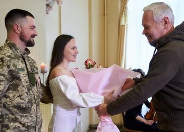 Во Дворце бракосочетания расписались 11 пар