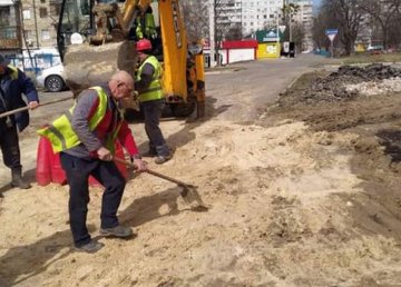 Во всех районах Харькова восстанавливают поврежденные водоводы Во всех районах Харькова восстанавливают поврежденные водоводы