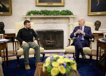 Володимир Зеленський представив План перемоги Президенту США