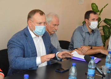 Вопрос менеджмента Валковской больницы будет решен. Михаил Черняк Вопрос менеджмента Валковской больницы будет решен. Михаил Черняк