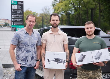 Воїнам 92-ї бригади передали квадрокоптери