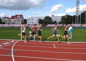 Юные легкоатлеты одержали победы на чемпионате Украины