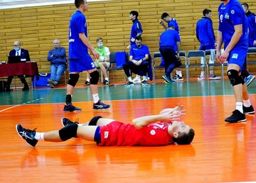 "Юракадемия" проиграла лидеру волейбольной мужской Суперлиги