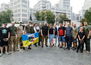 Захисники Харківщини отримали 4 авто для виконання бойових завдань