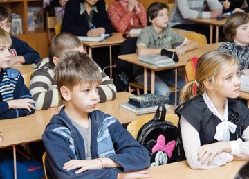 Занятия в харьковских школах проходят в штатном режиме  Занятия в харьковских школах проходят в штатном режиме