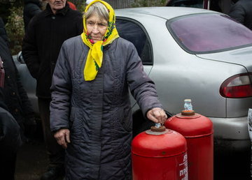 Жителів Харківщини продовжують забезпечувати балонами зі скрапленим газом Жителів Харківщини продовжують забезпечувати балонами зі скрапленим газом
