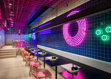 Ресторан, суши-бар «Япошка» - фасад Ресторан, суши-бар «Япошка» - фасад