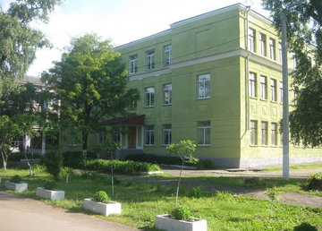 Харьковская школа № 69 - фасад