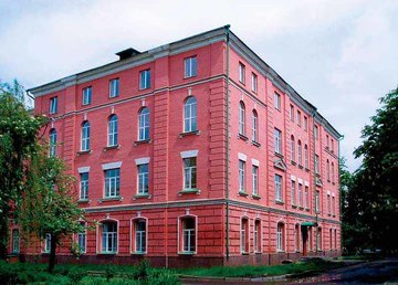 Хозяйственно-правовой факультет Юридического университета имени Ярослава Мудрого - фасад Хозяйственно-правовой факультет Юридического университета имени Ярослава Мудрого - фасад