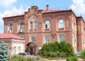 Институт повышения квалификации специалистов фармации НфаУ (ПКСФ) - фасад