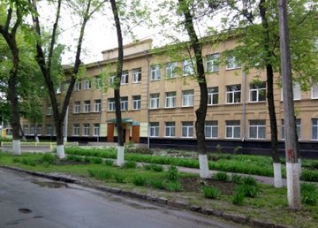 Общеобразовательная школа № 104 - фасад Общеобразовательная школа № 104 - фасад