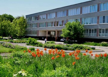 Общеобразовательная школа № 151 - фасад Общеобразовательная школа № 151 - фасад