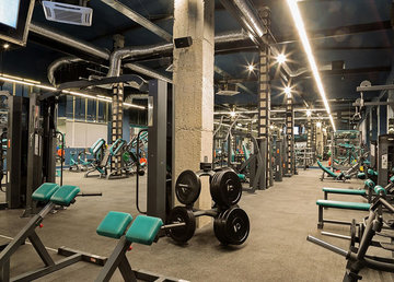 Фитнес-клуб «TopTraining» Фитнес-клуб «TopTraining»