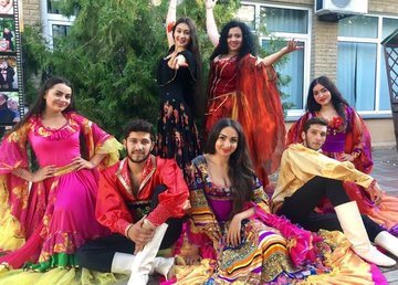 Цыганский театр " Gitanes" Цыганский театр " Gitanes"