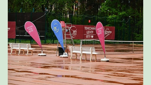 Турнир, где играет Дарья Лопатецкая, перенесен из-за непогоды Турнир, где играет Дарья Лопатецкая, перенесен из-за непогоды