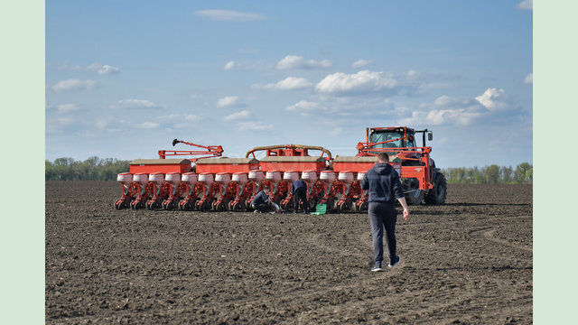 Аграрії Харківщини засіяли майже 680 тисяч гектарів