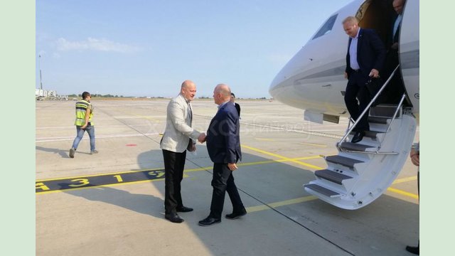 Александр Скакун встретился с главой Национального совета Федерального собрания Швейцарской Конфедерации Александр Скакун встретился с главой Национального совета Федерального собрания Швейцарской Конфедерации