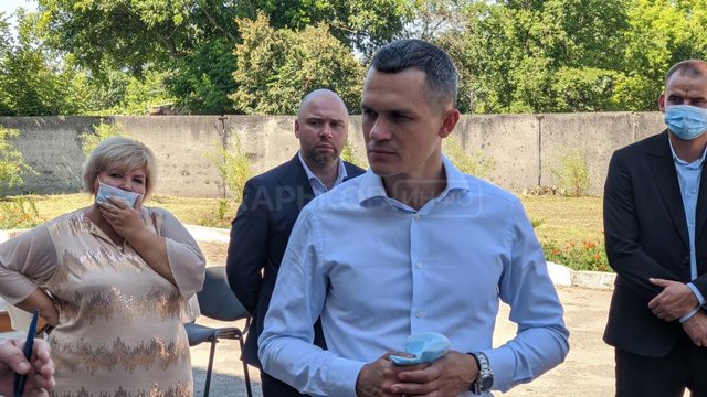 Алексей Кучер ознакомился с работой Нововодолажской ЦРБ Алексей Кучер ознакомился с работой Нововодолажской ЦРБ