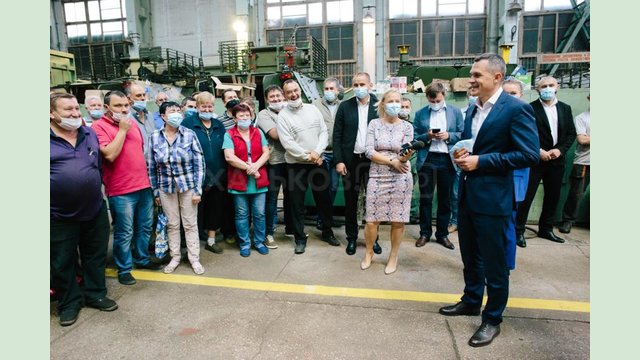 Алексей Кучер посетил ХКБМ им. А.А. Морозова Алексей Кучер посетил ХКБМ им. А.А. Морозова