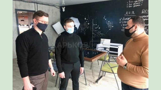 Антон Деньгуб ознакомился с работой научного парка «Синергия» Антон Деньгуб ознакомился с работой научного парка «Синергия»