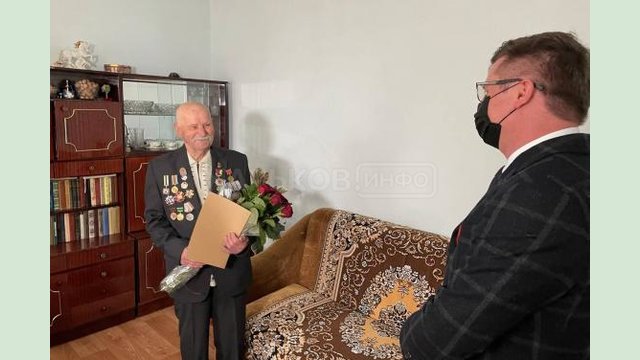 Антон Деньгуб поздравил ветеранов с наступающим праздником Антон Деньгуб поздравил ветеранов с наступающим праздником