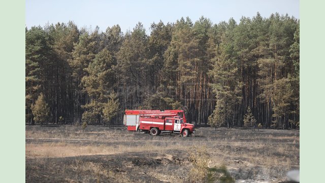 Арсен Аваков: К ликвидации пожаров в Харьковской и Луганской областях привлечена пожарная авиация МВД Арсен Аваков: К ликвидации пожаров в Харьковской и Луганской областях привлечена пожарная авиация МВД