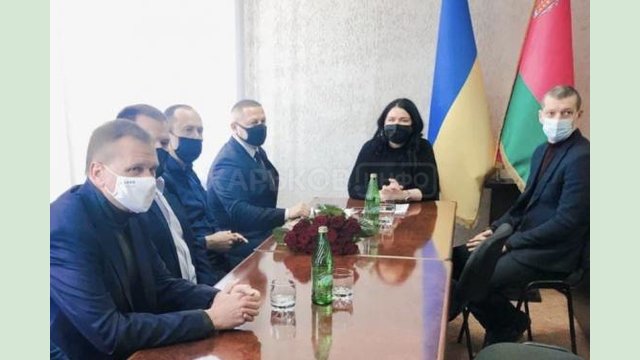 Айна Тимчук представила нового председателя Лозовской РГА Айна Тимчук представила нового председателя Лозовской РГА