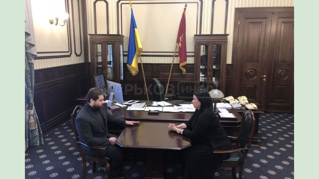 Айна Тимчук встретилась с исполняющим обязанности председателя Государственного космического агентства Украины Михаилом Левом Айна Тимчук встретилась с исполняющим обязанности председателя Государственного космического агентства Украины Михаилом Левом
