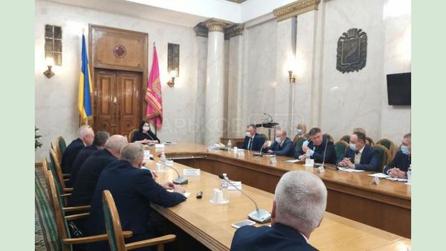 Айна Тимчук встретилась с руководителями машиностроительных предприятий области Айна Тимчук встретилась с руководителями машиностроительных предприятий области