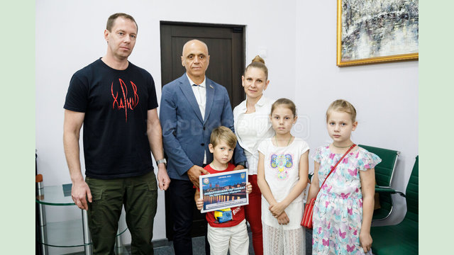 Багатодітна родина з Харкова поїде на відпочинок до Болгарії Багатодітна родина з Харкова поїде на відпочинок до Болгарії