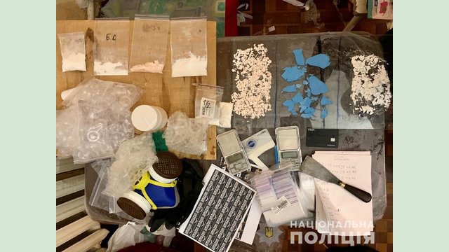 Более 2000 тяжких и особо тяжких уголовных преступлений в сфере противодействия наркопреступности разоблачили подразделения харьковской полиции за последние два года Более 2000 тяжких и особо тяжких уголовных преступлений в сфере противодействия наркопреступности разоблачили подразделения харьковской полиции за последние два года